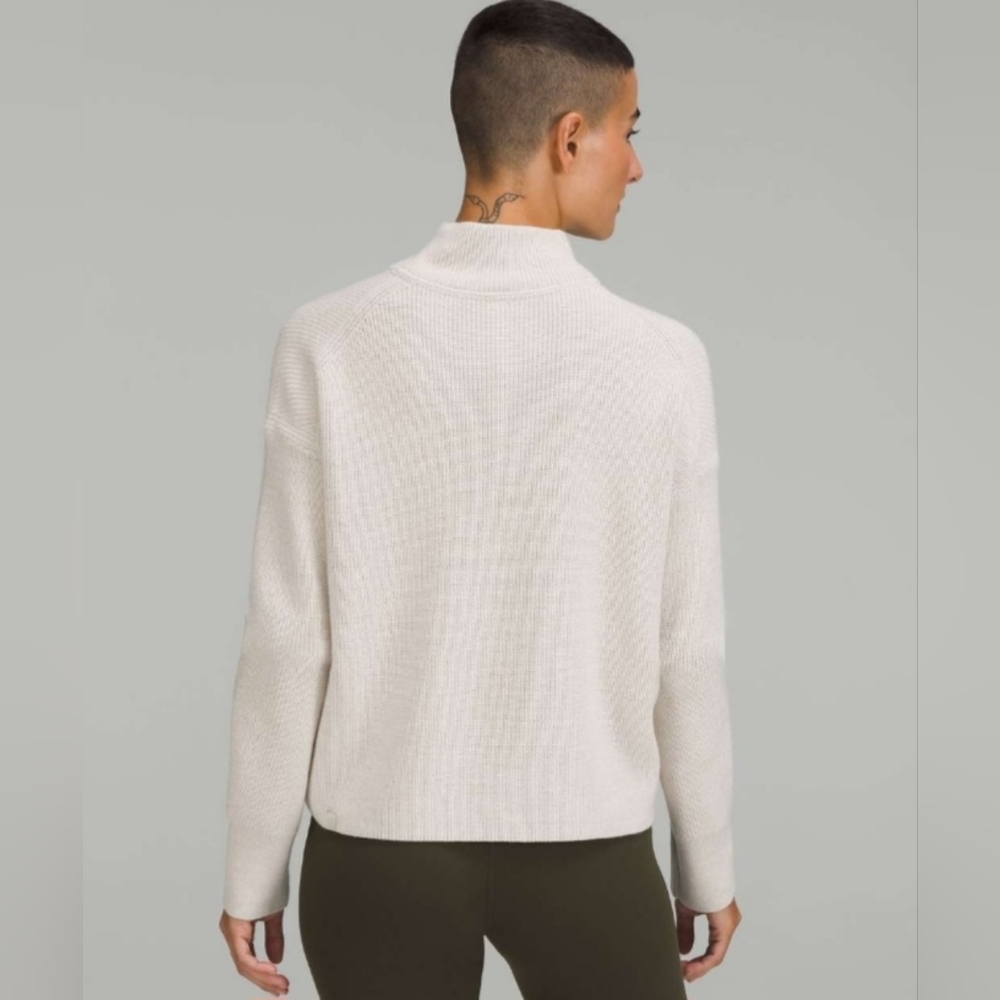 Lululemon Merino Wool Blend Ribbed Turtleneck Sweater Heathered Ivory Size 8 - Picture 2 of 13
